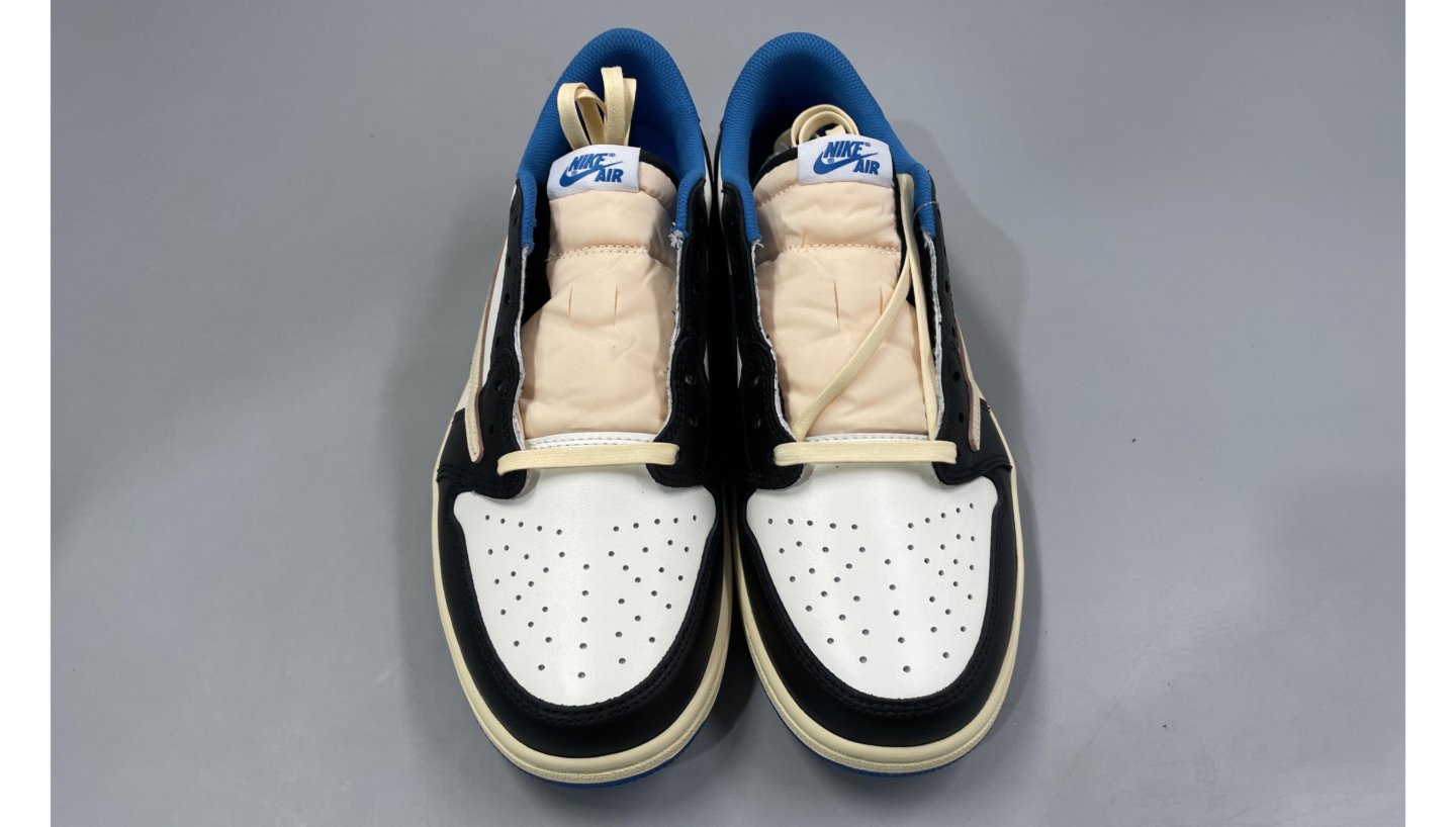 Jordan 1 Low Fragment x Travis Scott 4