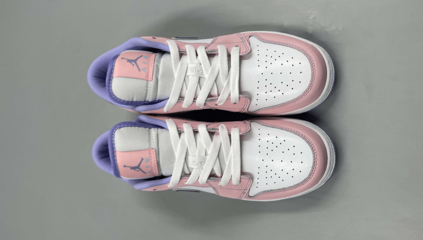 Air Jordan 1 low Arctic Punch 3