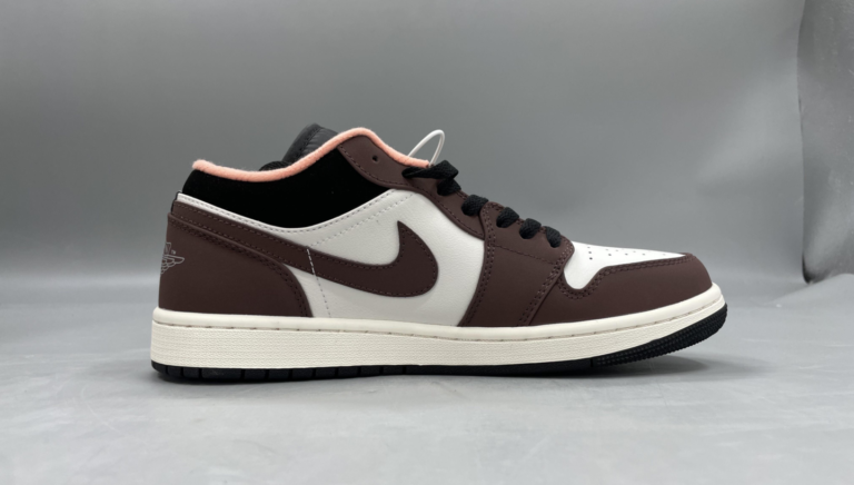 Air Jordan 1 low mocha 2