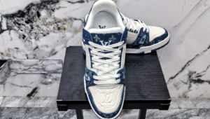 louis vuitton trainer blue white demogram4