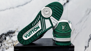 louis vuitton trainer green white demogram4