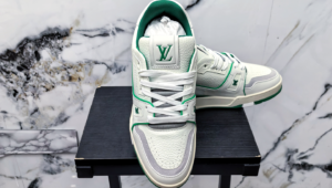 louis vuitton white green2