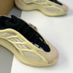 Adidas Yeezy 700 V3 Azael2